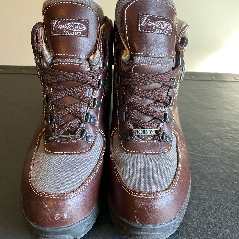 Vasque Dark Brown/Grey Gore-Tex Hiking Boots Thinsulate Insulation
